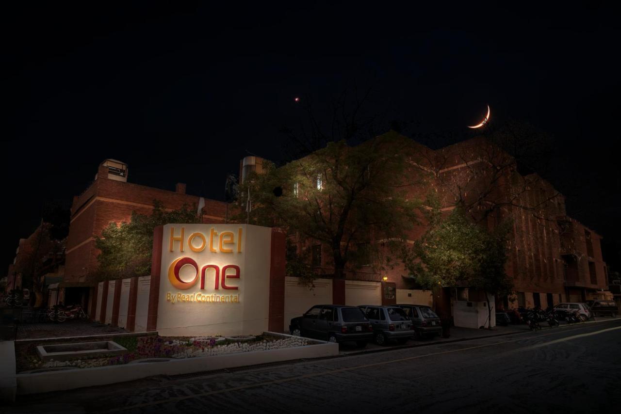 Hotel One Faisalabad Exterior photo
